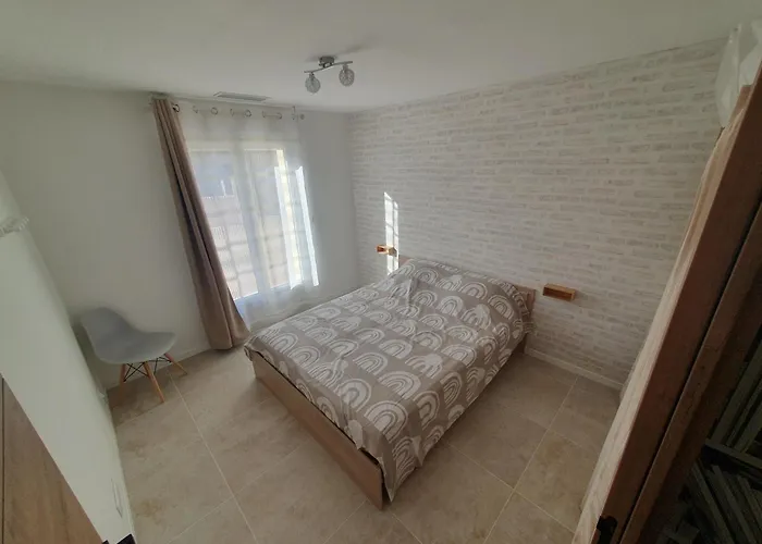 Semesterbostad La Parenthese *